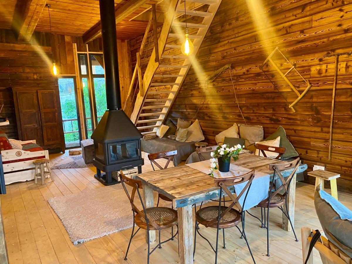 アルビエ・モントロン Authentique Grange Savoyardeヴィラ エクステリア 写真